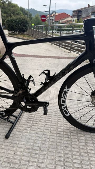 Tweedehands Giant Tcr Shimano Dura Ace Di2 2025 Road & Gravel — afbeelding 2 van 15