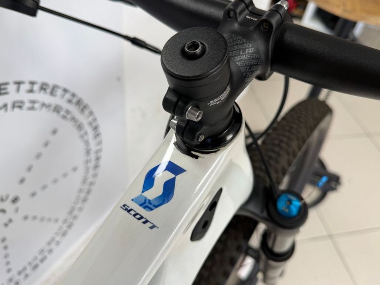 Scott Scale RC 900 SL 2019 2019 Mountainbike usato, Bianco — immagine 3 di 9