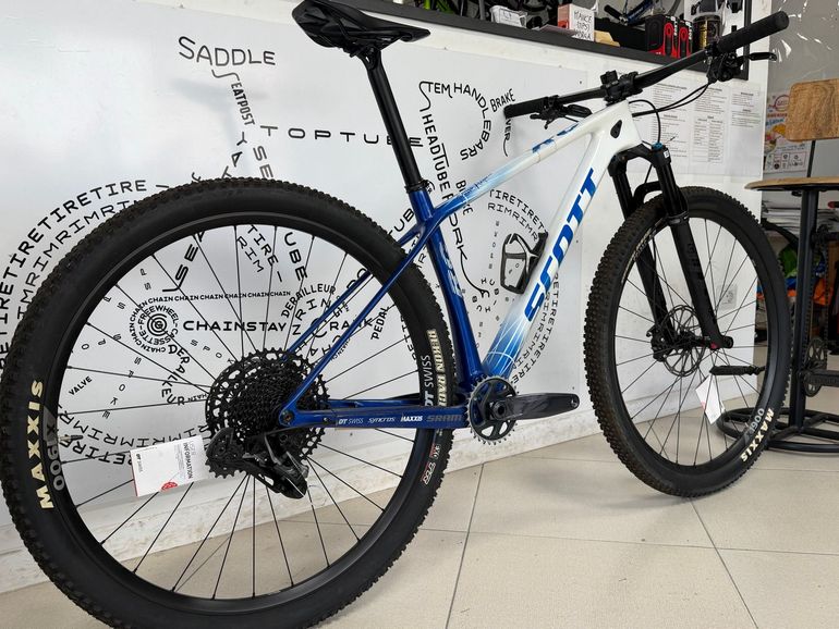 Scott Scale RC 900 SL 2019 2019 Mountainbike usato, Bianco — immagine 2 di 9