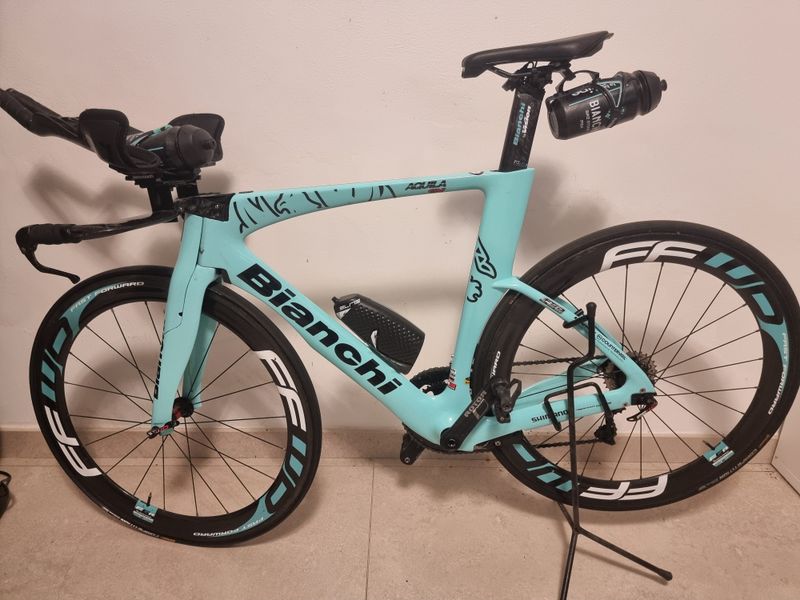 Used Bianchi Aquila CV Dura Ace Di2 2020 2020 Road & Gravel