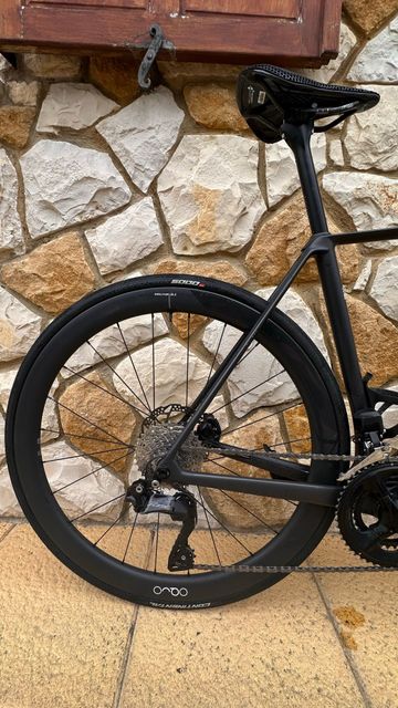 Orbea ORCA M35i 2024 2024 Road & Gravel usato, Nero — immagine 6 di 6