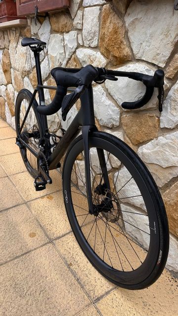 Orbea ORCA M35i 2024 2024 Road & Gravel usato, Nero — immagine 4 di 6