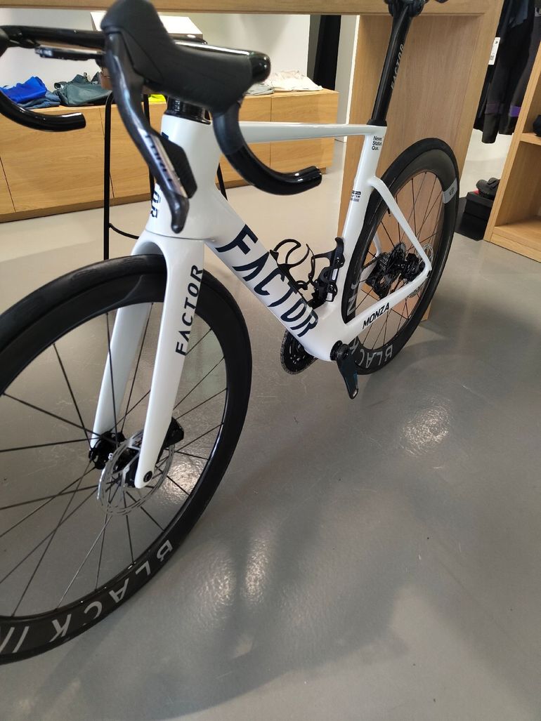 Gebrauchtes Factor MONZA Custom Frameset 2025 Road & Gravel, Weiß — Bild 3 von 3