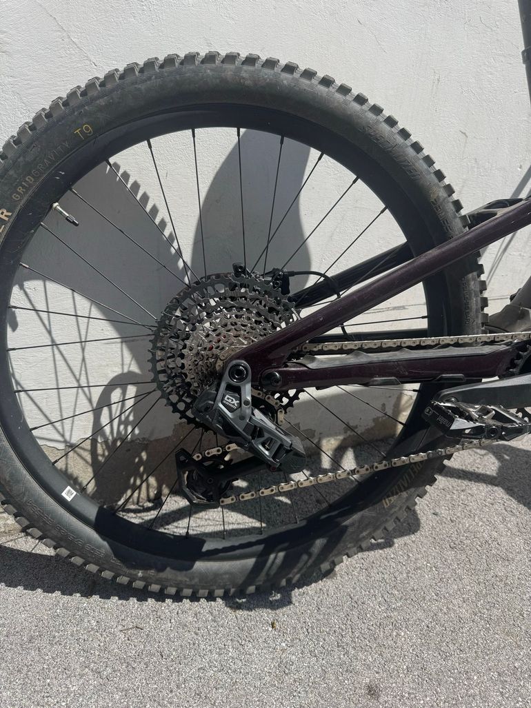 Gebrauchtes Specialized Turbo Levo SRAM GX Eagle AXS 2025 Mountainbike, Rot — Bild 3 von 5