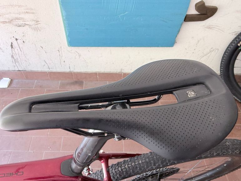 Used Trek Checkpoint SL 7 2020 2020 Road & Gravel, Red — image 25 of 34