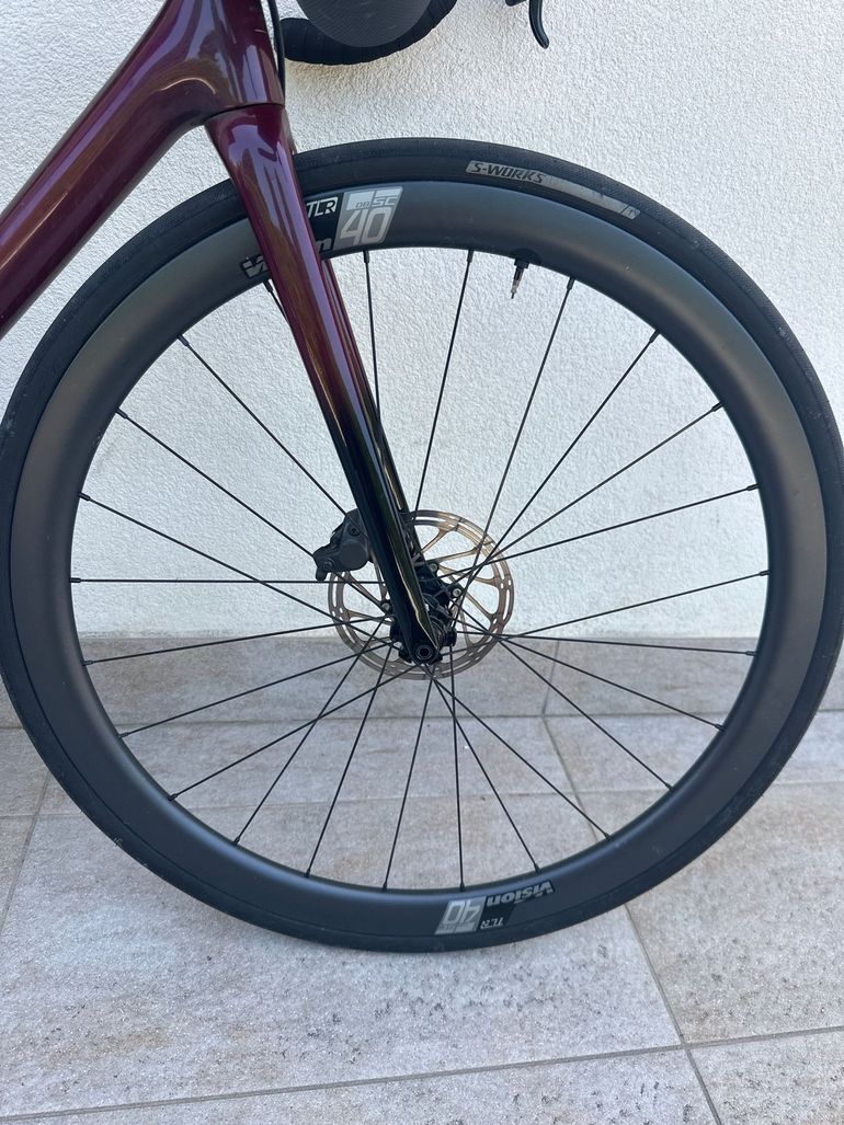 Used Specialized Aethos SRAM Force eTap AXS 2023 Road & Gravel, Red — image 11 of 14