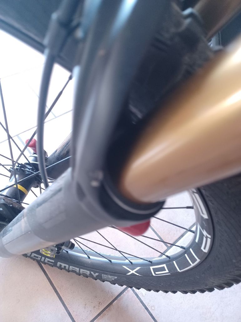 Whistle Custom SRAM Rival eTap AXS 2023 Mountainbike usato, Nero — immagine 4 di 12