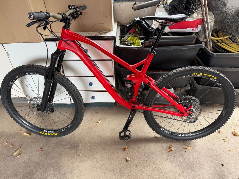 Käytetty Canyon Spectral AL 7.0 2017 MTB
