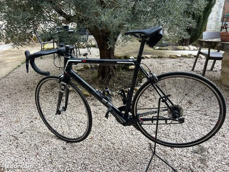 Focus Izalco Max Di2 2015 Road & Gravel usato