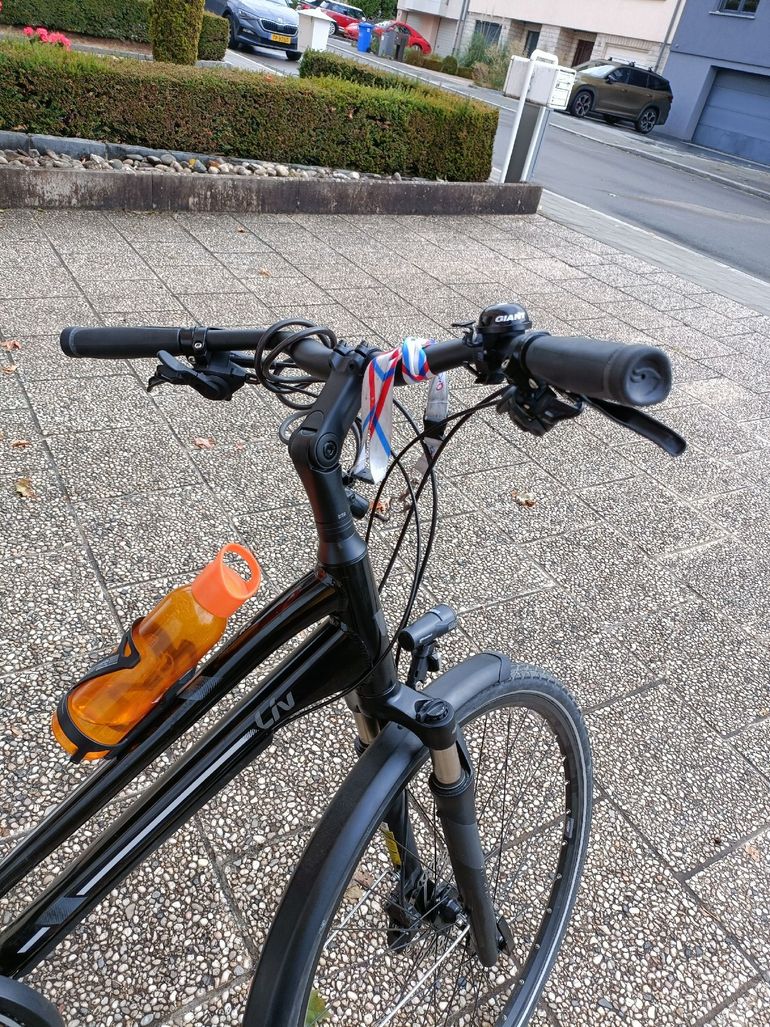 Used Giant Custom Shimano Deore XT 2023 Urban, Black — image 6 of 6