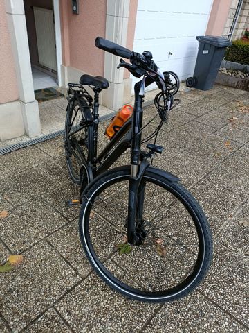 Used Giant Custom Shimano Deore XT 2023 Urban, Black — image 2 of 6