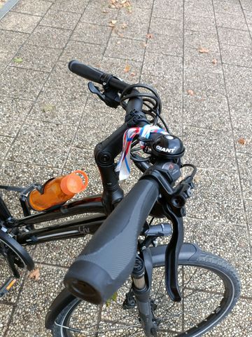 Used Giant Custom Shimano Deore XT 2023 Urban, Black — image 5 of 6