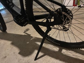 Specialized Tero 4.0 2024 Mountainbike usato, Nero — immagine 5 di 8