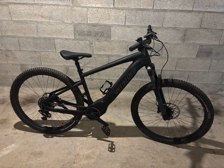 Specialized Tero 4.0 2024 Mountainbike usato, Nero — immagine 1 di 8