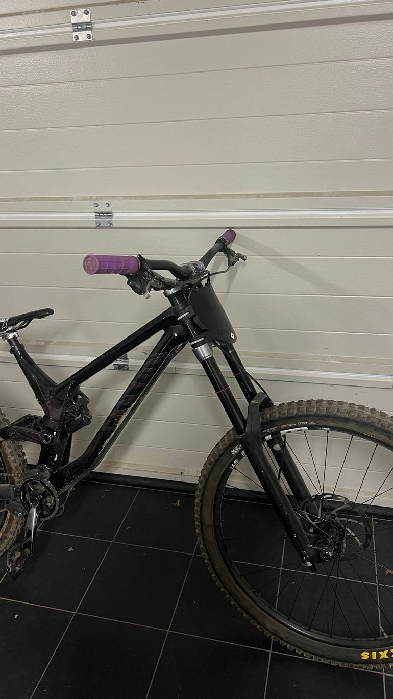 Used Canyon Sender SRAM Red eTap AXS 2019 Mountainbike, Black — image 5 of 6