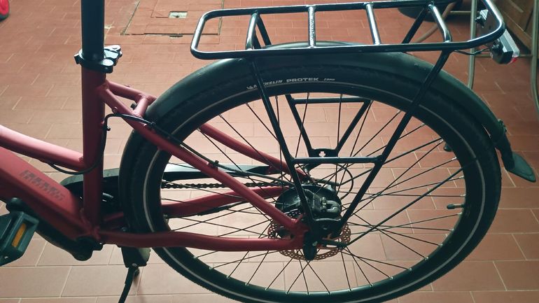 Gebrauchtes Brera Custom 2025 Urban, Rot — Bild 3 von 5