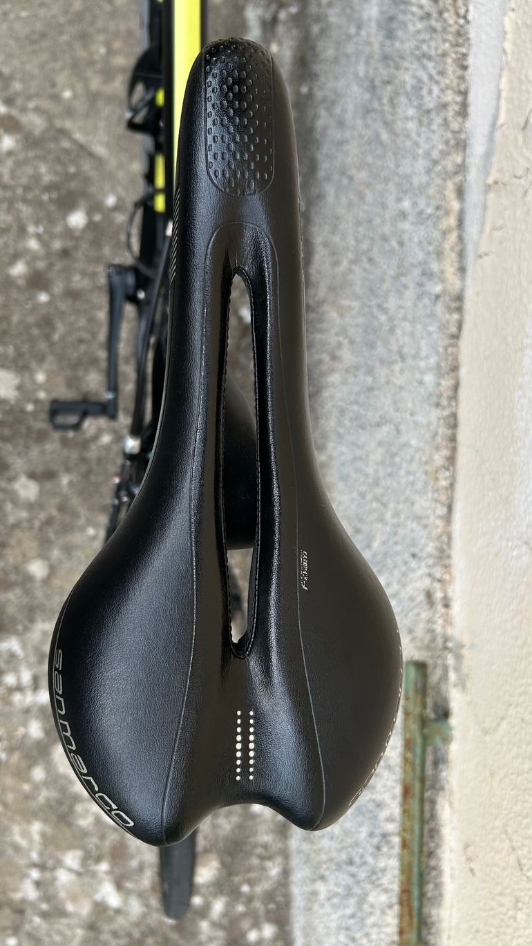 Używany Bianchi Oltre XR.1 105 2016 2016 Road & Gravel — zdjęcie 3 z 11