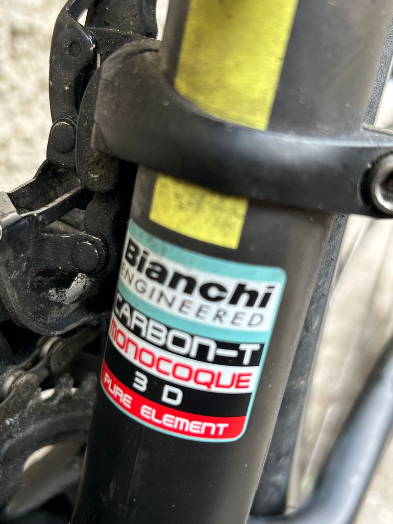 Używany Bianchi Oltre XR.1 105 2016 2016 Road & Gravel — zdjęcie 9 z 11