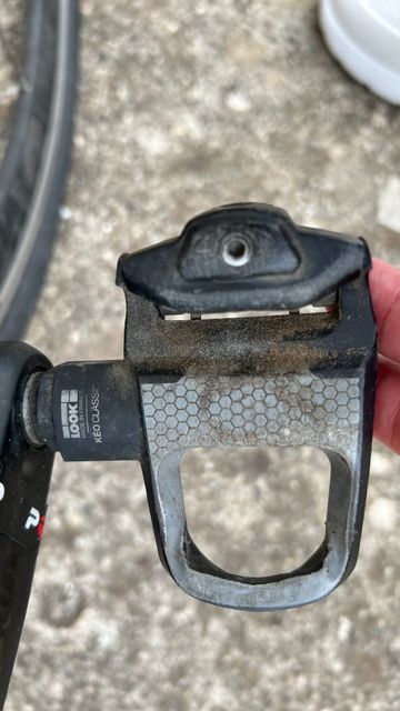 Używany Bianchi Oltre XR.1 105 2016 2016 Road & Gravel — zdjęcie 6 z 11