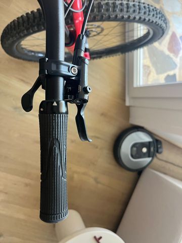 Gebrauchtes Merida ONE-TWENTY 3000 2024 2024 Mountainbike, Rot — Bild 7 von 15