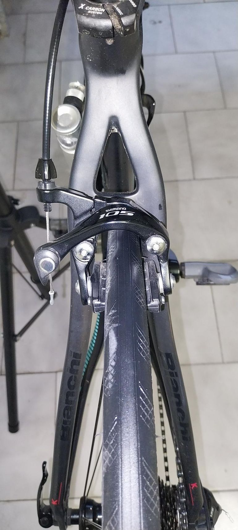 Bianchi Intenso 105 2016 2016 Road & Gravel usato, Nero — immagine 3 di 6
