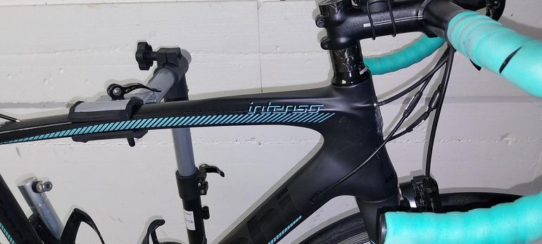 Bianchi Intenso 105 2016 2016 Road & Gravel usato, Nero — immagine 5 di 6