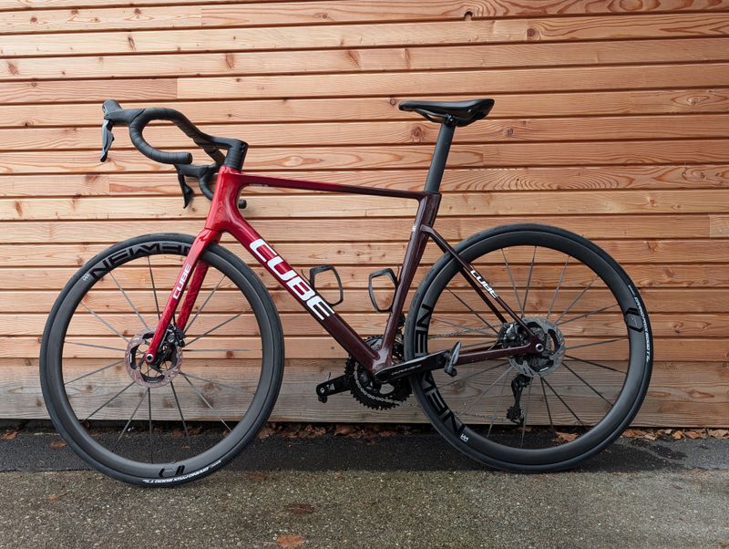 Used CUBE LITENING AIR C:68X, SLT 2025 2025 Road & Gravel