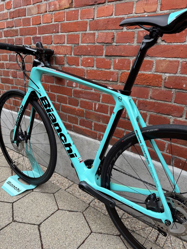 Used Bianchi Infinito CV Endurance Carbon/Shimano Ultegra/Fulcrum/Size 57 2021 Road & Gravel, Green — image 12 of 13