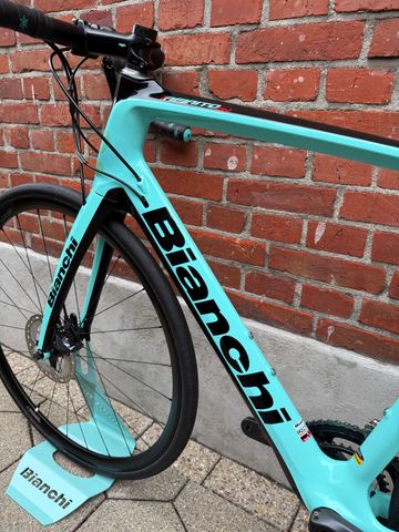 Used Bianchi Infinito CV Endurance Carbon/Shimano Ultegra/Fulcrum/Size 57 2021 Road & Gravel, Green — image 13 of 13