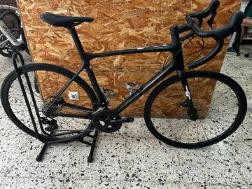 Giant TCR Advanced 2 2022 2022 Road & Gravel de segunda mano, Negro — imagen 1 de 14