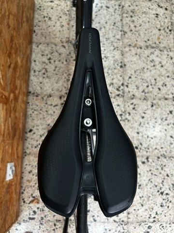 Giant TCR Advanced 2 2022 2022 Road & Gravel de segunda mano, Negro — imagen 9 de 14
