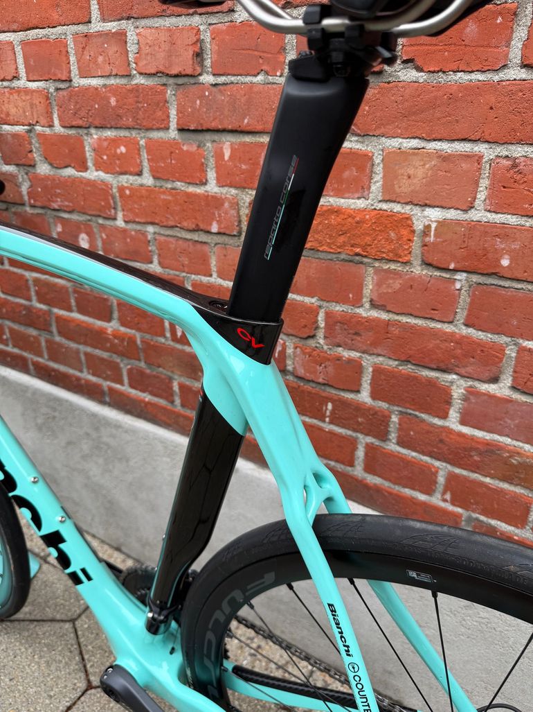 Used Bianchi Oltre XR3 CV Disc Carbon/Shimano Ultegra 2x11/Size 59/Good Condition! 2022 Road & Gravel, Green — image 15 of 15