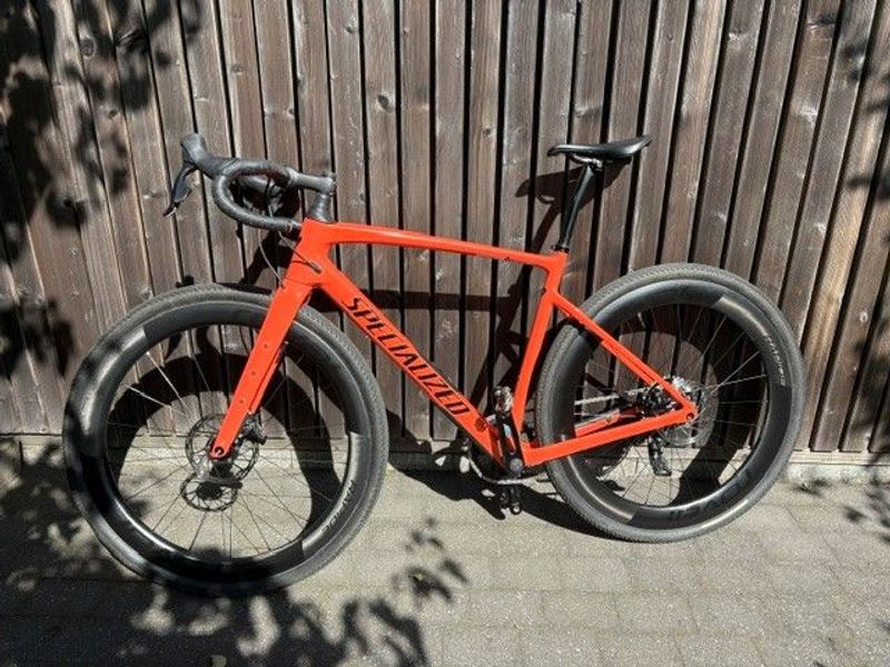 Używany Specialized Diverge 4 Expert - SRAM Rival XPLR 2026 2026 Road & Gravel