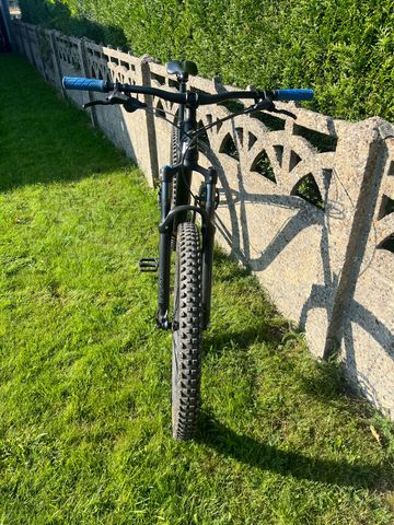 Used Kona Big Honzo 2024 2024 Mountainbike, Black, 27.5 — image 3 of 11