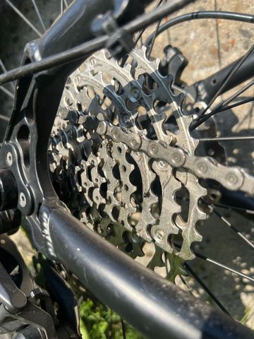 Used Kona Big Honzo 2024 2024 Mountainbike, Black, 27.5 — image 9 of 11