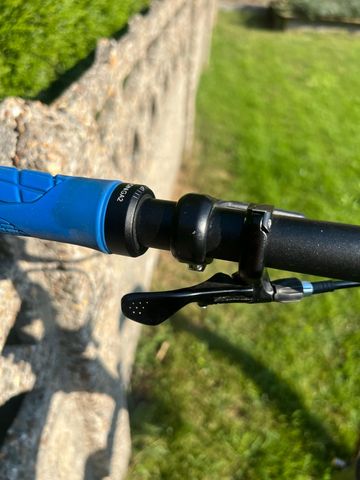 Used Kona Big Honzo 2024 2024 Mountainbike, Black, 27.5 — image 7 of 11