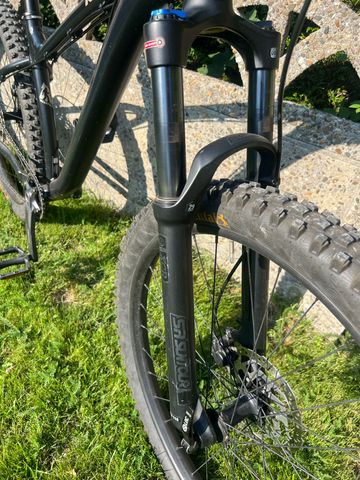 Used Kona Big Honzo 2024 2024 Mountainbike, Black, 27.5 — image 5 of 11