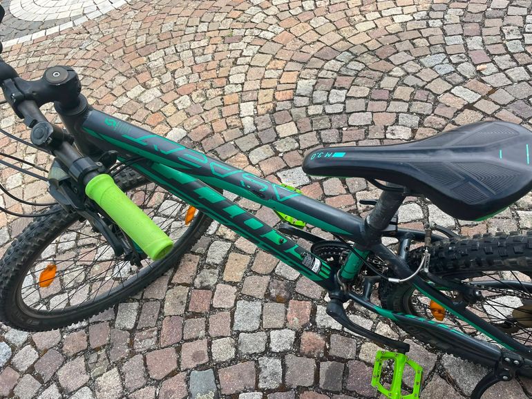 Used Scott Aspect 680 2017 Mountainbike, Green, 26 — image 4 of 7