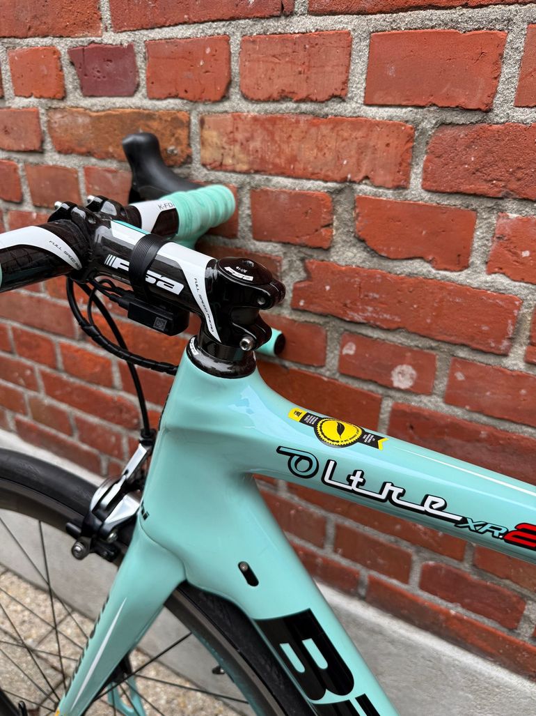 Used Bianchi Oltre XR 2 Carbon/Shimano Dura Ace Di2/Size 57/Team Lotto Jumbo 2018 Road & Gravel, Green — image 16 of 16