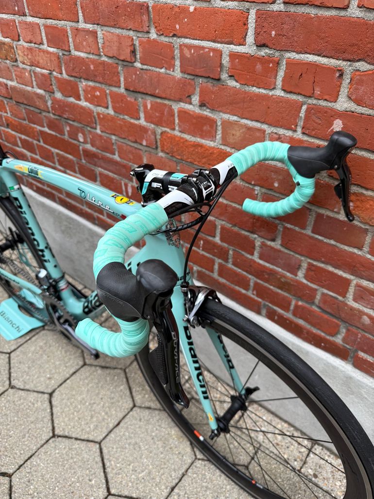 Used Bianchi Oltre XR 2 Carbon/Shimano Dura Ace Di2/Size 57/Team Lotto Jumbo 2018 Road & Gravel, Green — image 8 of 16