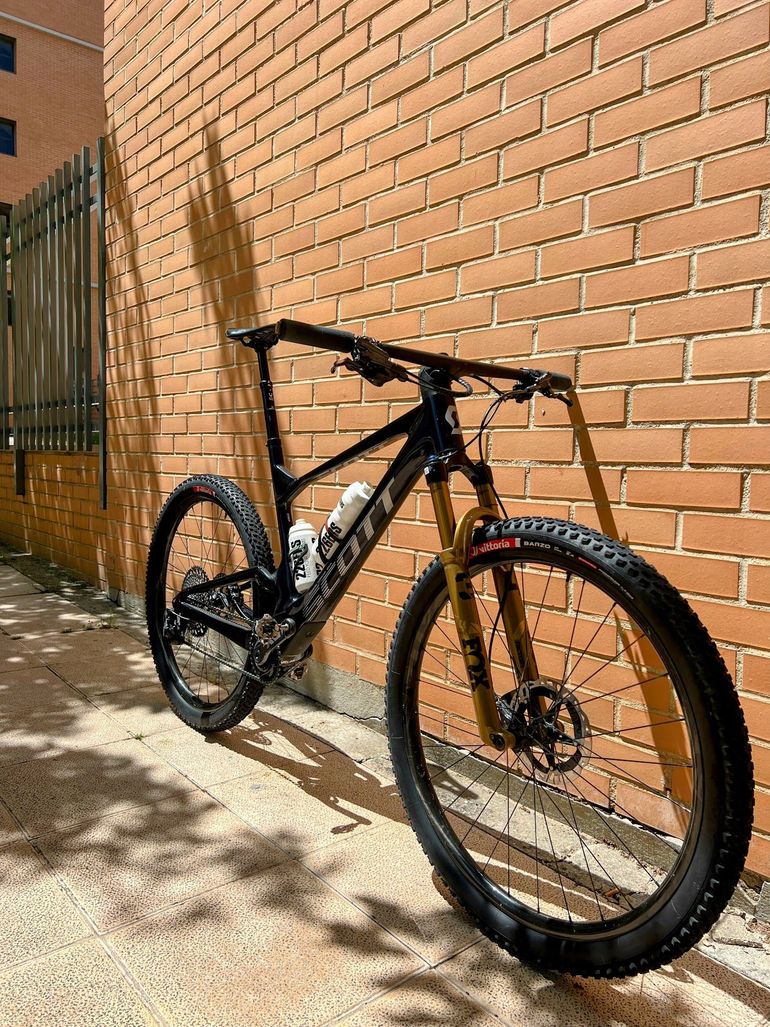 Used Scott Spark RC Comp 2022 2022 Mountainbike, Blue, 29 — image 2 of 6