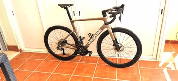 Cannondale SuperSix EVO 2 2024 2024 Road & Gravel usato, Grigio chiaro — immagine 4 di 10