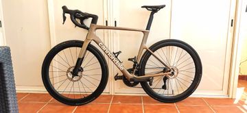 Cannondale SuperSix EVO 2 2024 2024 Road & Gravel usato, Grigio chiaro — immagine 2 di 10