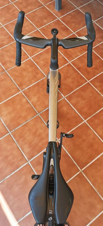 Cannondale SuperSix EVO 2 2024 2024 Road & Gravel usato, Grigio chiaro — immagine 6 di 10