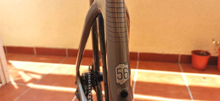Cannondale SuperSix EVO 2 2024 2024 Road & Gravel usato, Grigio chiaro — immagine 7 di 10