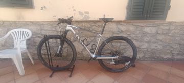 Canyon Exceed CF 5 2025 2025 Mountainbike de segunda mano, Gris claro — imagen 1 de 7