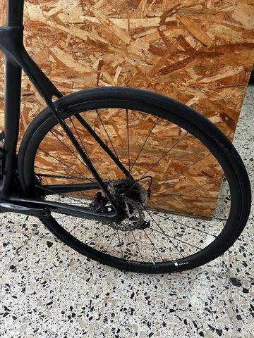 Käytetty Giant TCR Advanced 2 2022 2022 Road & Gravel — kuva 12 / 13