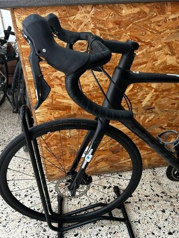 Käytetty Giant TCR Advanced 2 2022 2022 Road & Gravel — kuva 10 / 13