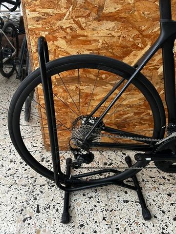 Käytetty Giant TCR Advanced 2 2022 2022 Road & Gravel — kuva 3 / 13