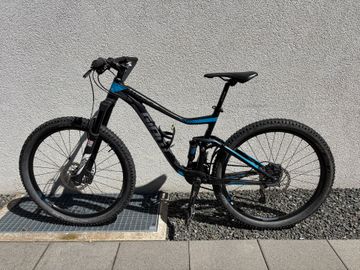 Giant Trance 27.5 3 2016 2016 Mountainbike usato, Nero — immagine 1 di 6